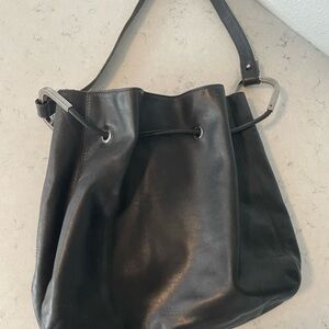 Gucci Vintage Black Leather Bucket Shoulder Bag with Drawstring
